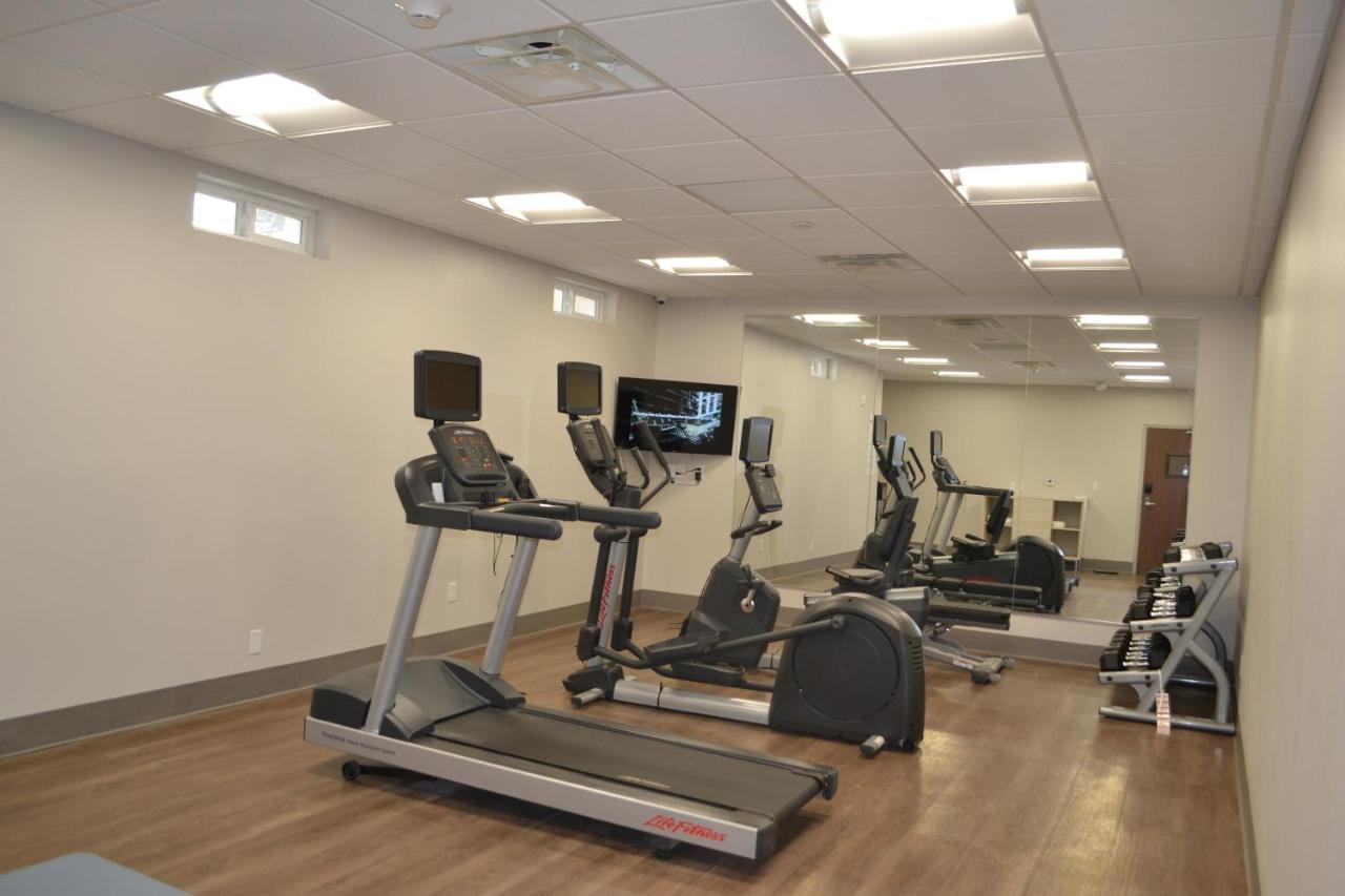 Holiday Inn Express Tallahassee-University Central By Ihg Екстериор снимка